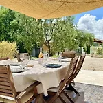 Villa Syagrus - Easy Home Booking
