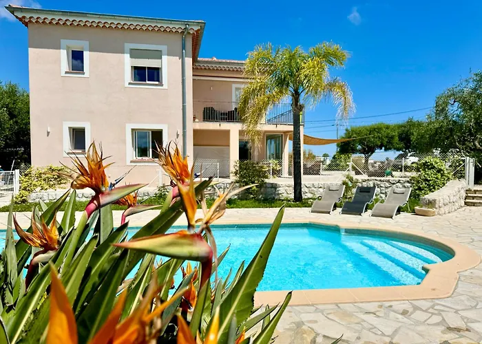Villa Syagrus - Easy Home Booking